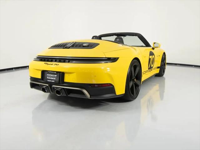 2026 Porsche 911 Carrera 4 GTS Cabriolet