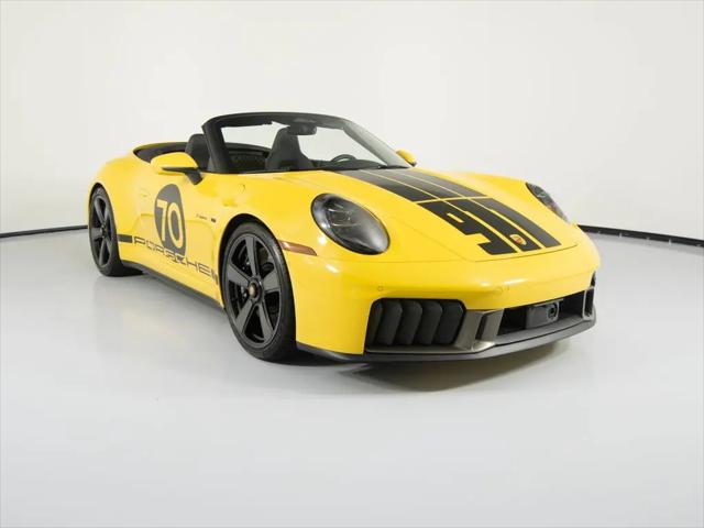 2026 Porsche 911 Carrera 4 GTS Cabriolet