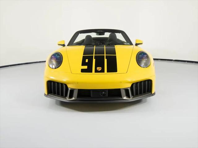 2026 Porsche 911 Carrera 4 GTS Cabriolet