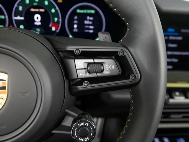 2026 Porsche 911 Carrera 4 GTS Cabriolet