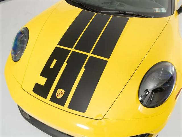 2026 Porsche 911 Carrera 4 GTS Cabriolet