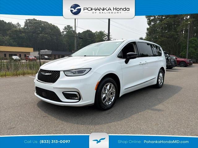 2024 Chrysler Pacifica Touring L 2024 Chrysler Pacifica Touring L
