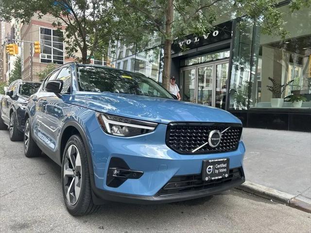 2023 Volvo XC40 B5 Plus Dark Theme for sale in New York, NY
