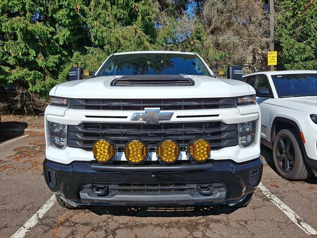 2024 Chevrolet Silverado 2500HD 4WD Crew Cab Standard Bed Custom 2024 Chevrolet Silverado 2500HD 4WD Crew Cab Standard Bed Custom