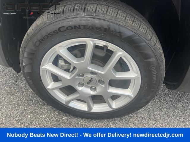2022 Jeep Renegade Latitude 4x4 2022 Jeep Renegade Latitude 4x4