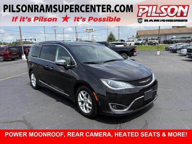 2019 Chrysler Pacifica Limited for sale in Charleston, IL