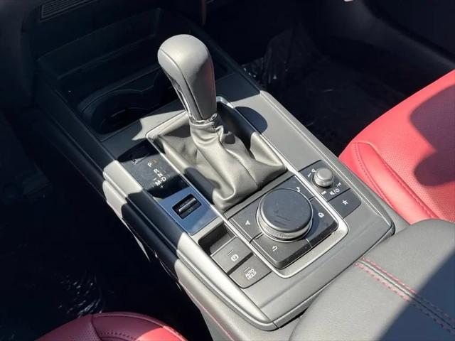 2026 Mazda CX-30 2.5 S Carbon Edition