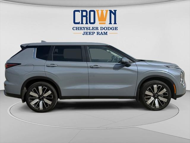 2025 Mitsubishi Outlander Base 2025 Mitsubishi Outlander Base