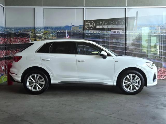 2025 Audi Q3 Premium 45 TFSI S line quattro Tiptronic