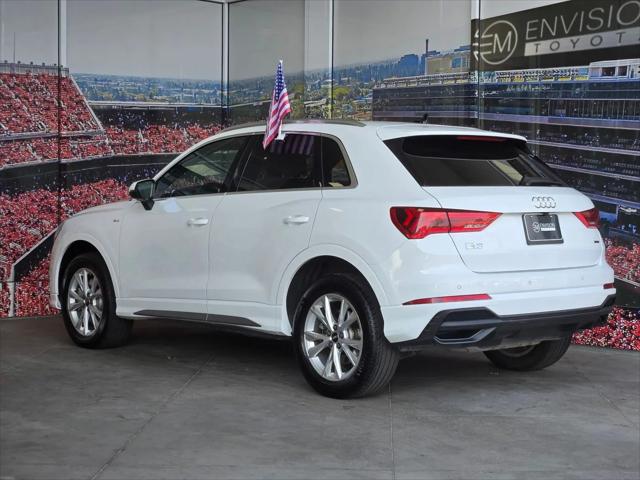 2025 Audi Q3 Premium 45 TFSI S line quattro Tiptronic