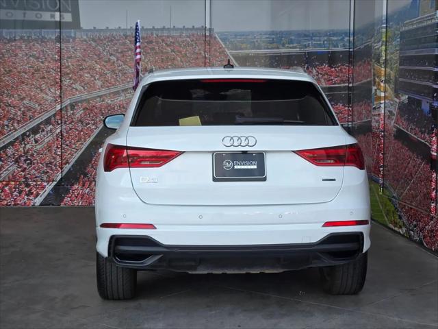 2025 Audi Q3 Premium 45 TFSI S line quattro Tiptronic