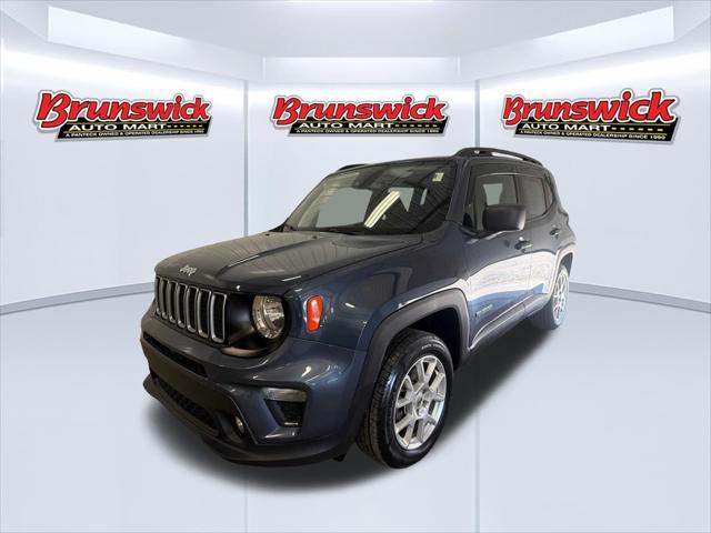 2022 Jeep Renegade Latitude 4x4 for sale in Brunswick, OH