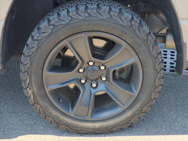 2020 Ram 1500 Big Horn Crew Cab 4x4 5'7" Box