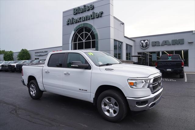 2019 RAM 1500 Big Horn/Lone Star Crew Cab 4x4 57 Box 2019 RAM 1500 Big Horn/Lone Star Crew Cab 4x4 57 Box