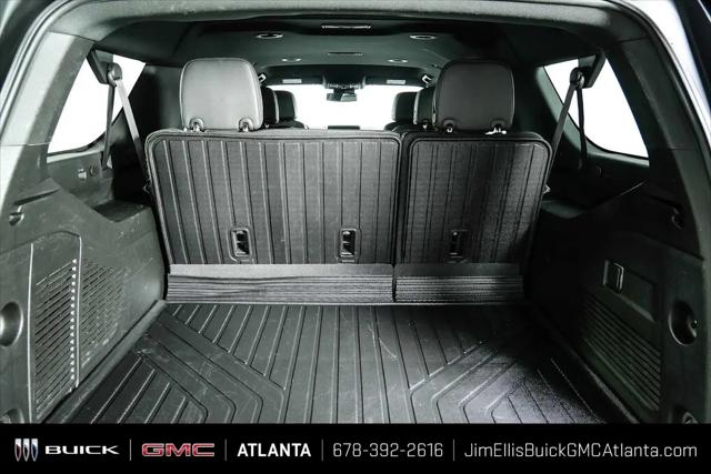 2023 GMC Yukon XL 4WD SLT