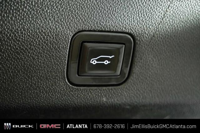 2023 GMC Yukon XL 4WD SLT