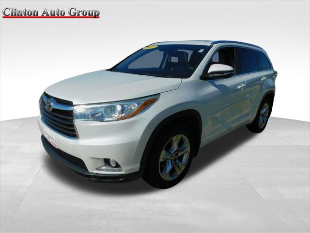 2015 Toyota Highlander Limited Platinum V6 for sale in Clinton, IA