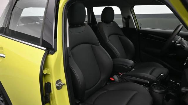 2023 MINI Hardtop Cooper S