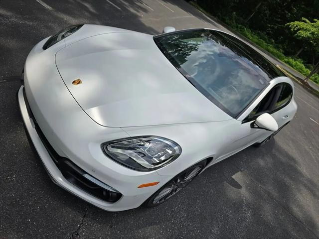 2023 Porsche Panamera 4 Platinum Edition