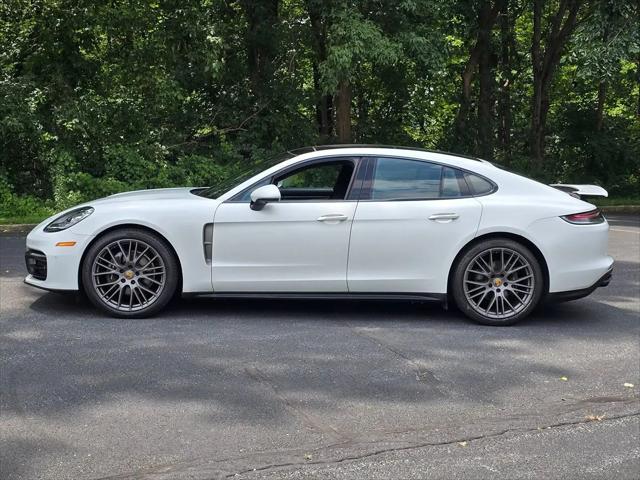 2023 Porsche Panamera 4 Platinum Edition