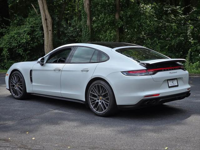 2023 Porsche Panamera 4 Platinum Edition