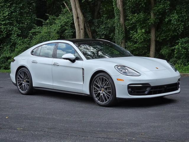 2023 Porsche Panamera 4 Platinum Edition