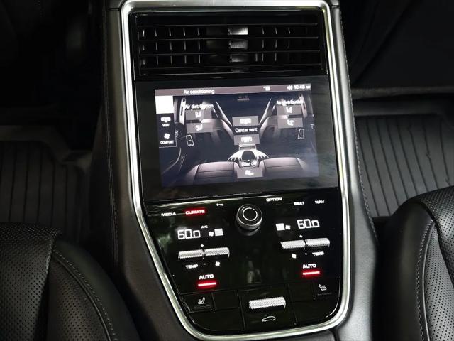 2023 Porsche Panamera 4 Platinum Edition