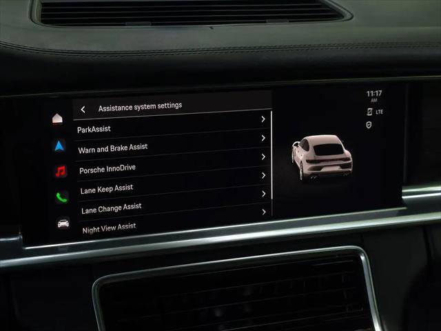 2023 Porsche Panamera 4 Platinum Edition