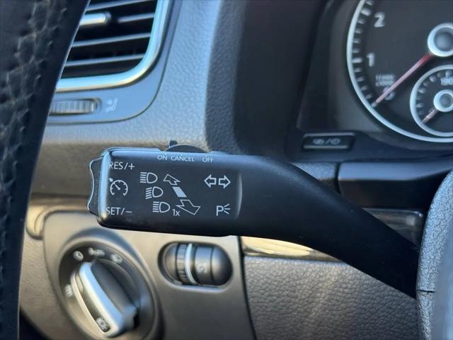 2013 Volkswagen Eos Lux