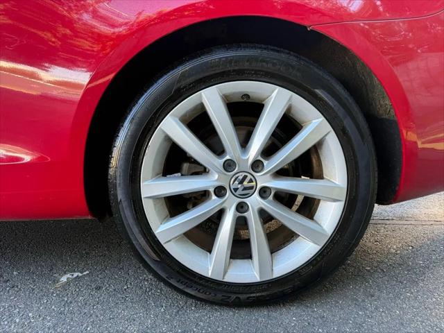 2013 Volkswagen Eos Lux