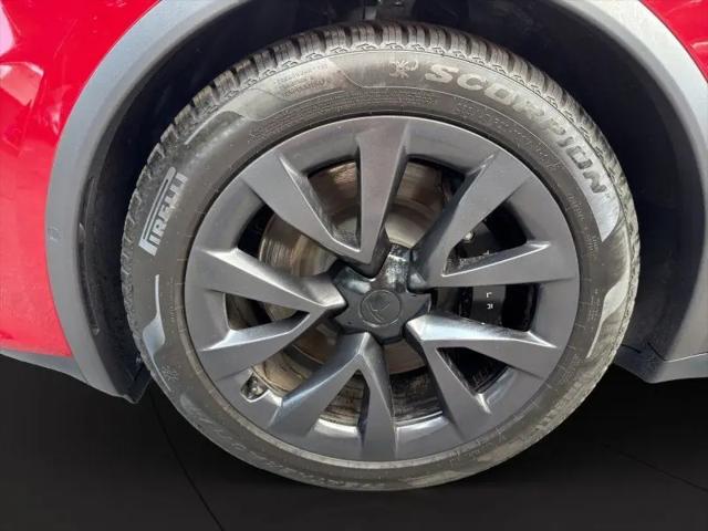 2023 Tesla Model X Standard Range