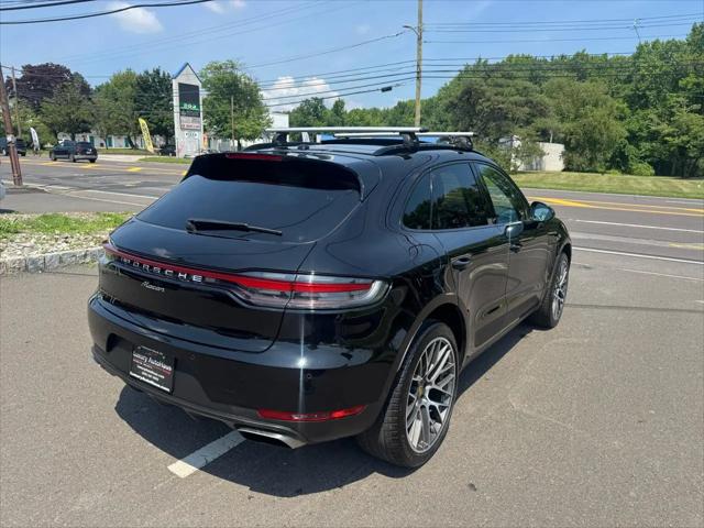2020 Porsche Macan Macan