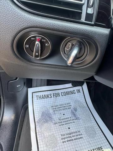 2020 Porsche Macan Macan