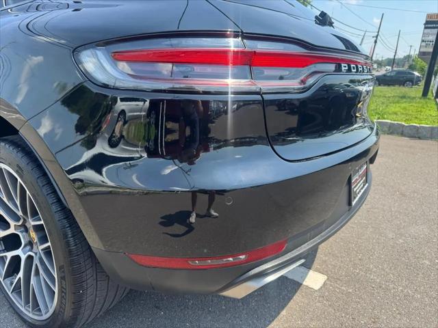 2020 Porsche Macan Macan