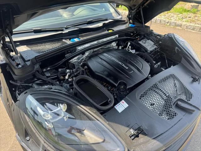 2020 Porsche Macan Macan