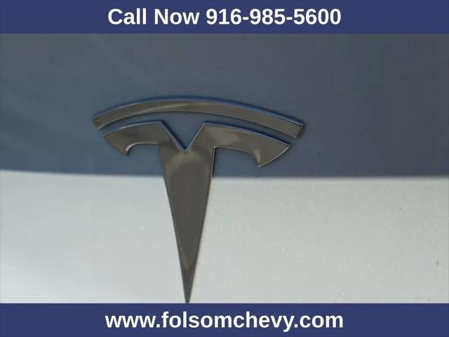 2022 Tesla Model 3 Rear-Wheel Drive