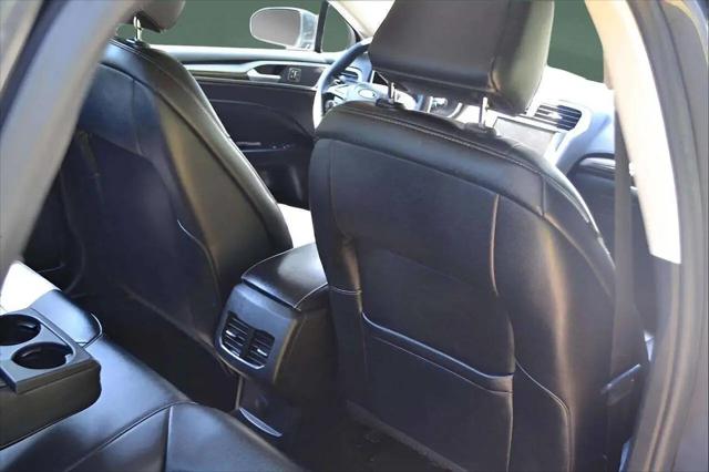 2020 Ford Fusion SEL
