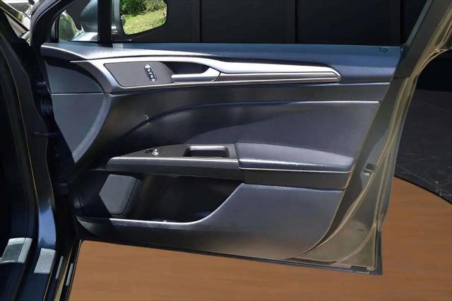 2020 Ford Fusion SEL