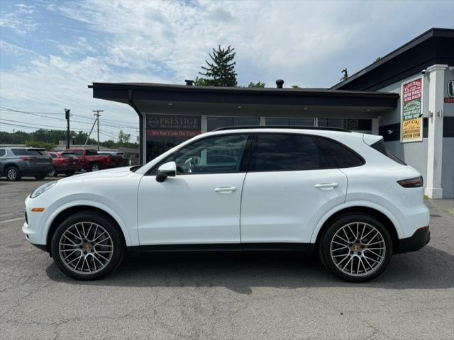 2023 Porsche Cayenne Platinum Edition