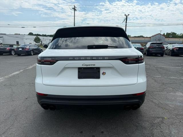 2023 Porsche Cayenne Platinum Edition
