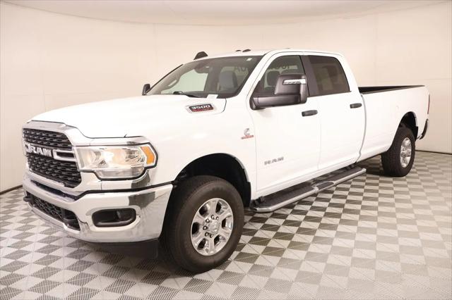 2024 Ram 3500 Big Horn Crew Cab 4x4 8' Box