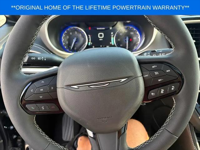 2027 Chrysler Pacifica Limited