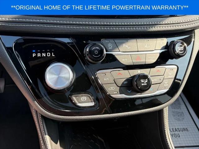 2027 Chrysler Pacifica Limited