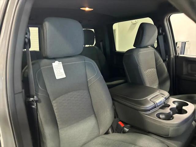 2026 Ram 2500 Black Express Crew Cab 4x4 64 Box