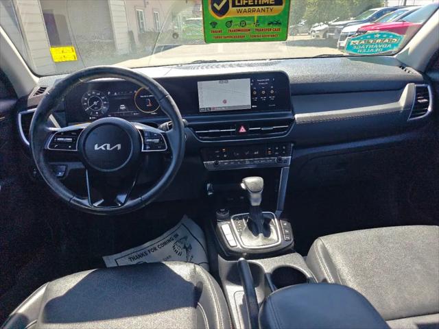 2025 Kia Seltos EX