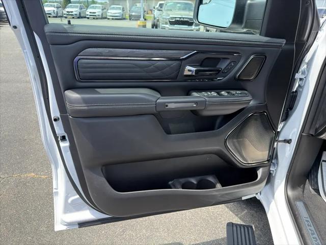 2026 Ram 1500 Limited Crew Cab 4x4 57 Box