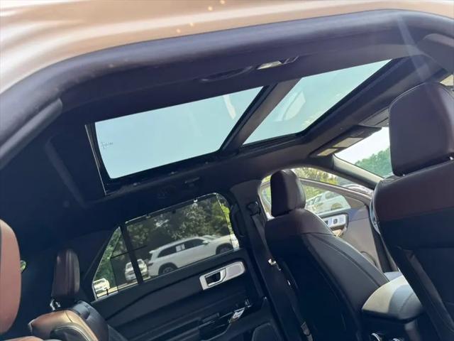 2021 Ford Explorer Platinum