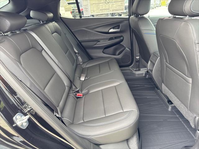 2026 Buick NV Sport Touring FWD