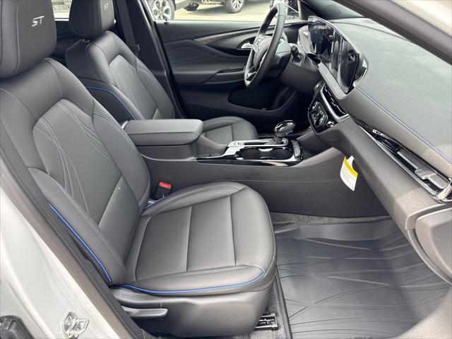 2026 Buick NV Sport Touring FWD