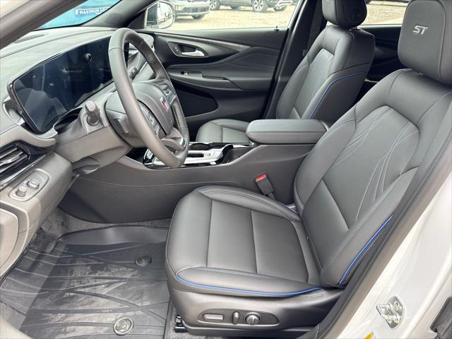 2026 Buick NV Sport Touring FWD